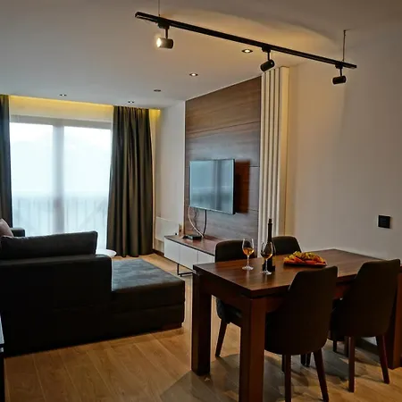 Отель & Zoned 4*