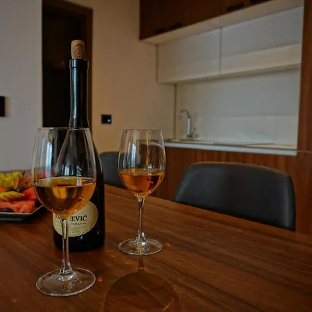 & Zoned Отель Копаоник