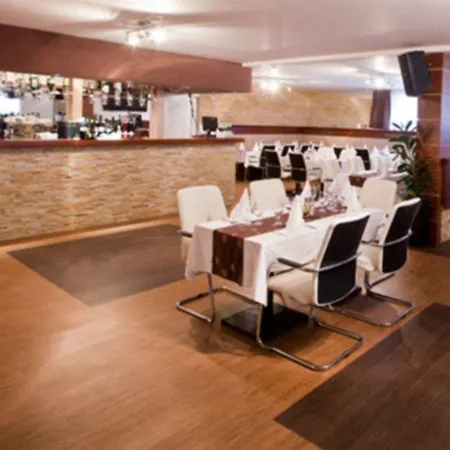 Отель & Zoned 4*